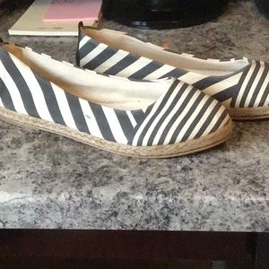 Goby wedge shoe size 11